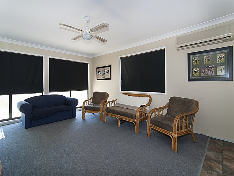 2 Wilga Court, Crestmead QLD 4132
