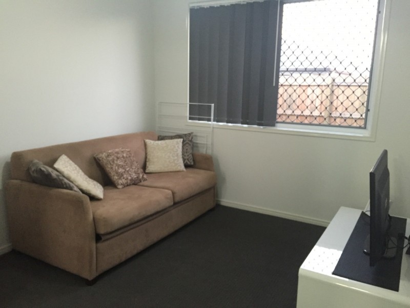 2/54 Stringybark Street, Regents Park QLD 4118
