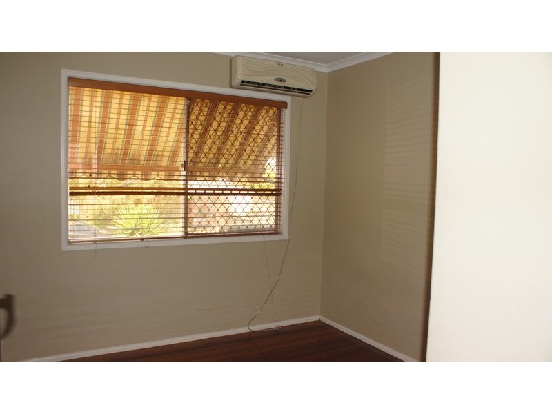 26 Camelia Avenue, Logan Central QLD 4114