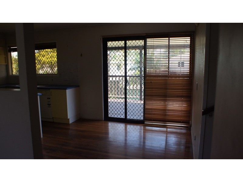 26 Camelia Avenue, Logan Central QLD 4114