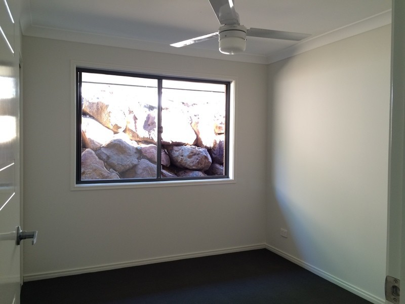 2/14 Bahrs Point Drive, Bahrs Scrub QLD 4207