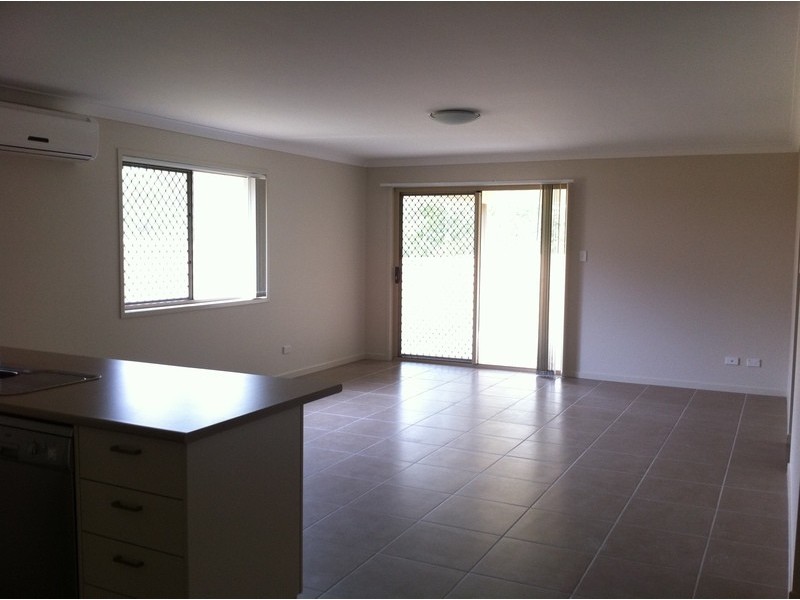 44 Honeywood Street, Fernvale QLD 4306