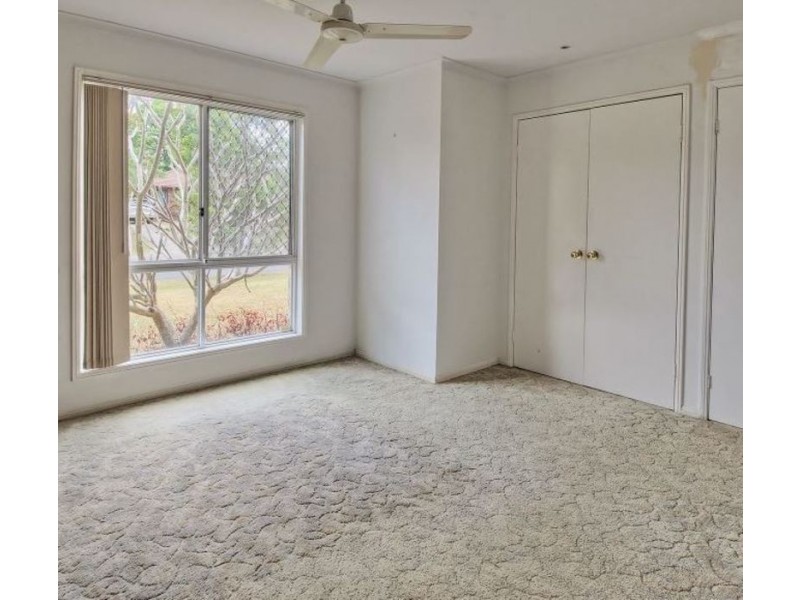 33 Myall Street, Crestmead QLD 4132