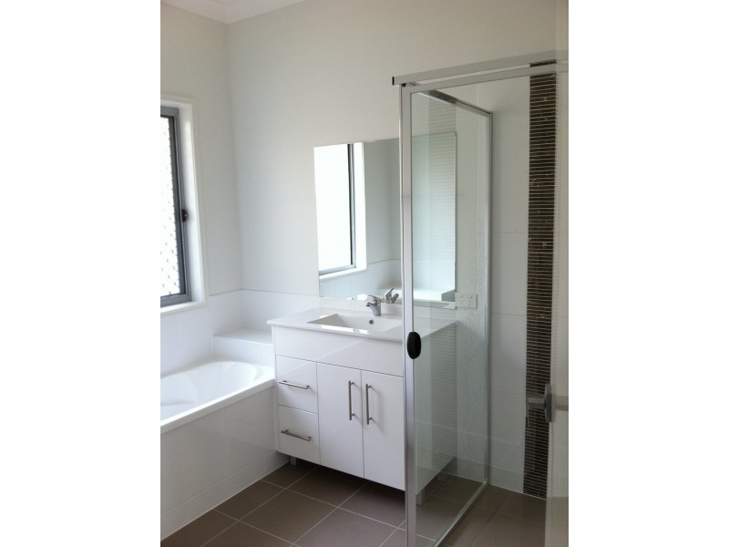 6 Highvale Court, Bahrs Scrub QLD 4207