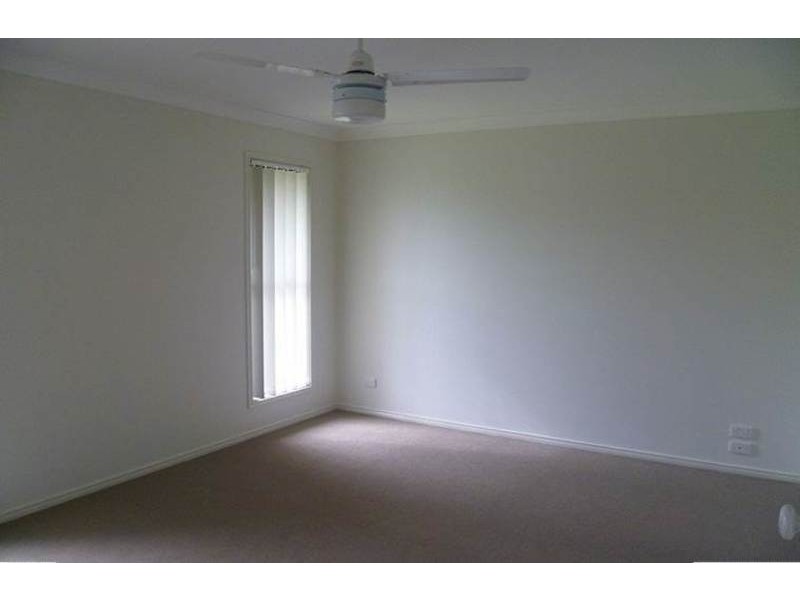 11 Chesan Court, Crestmead QLD 4132