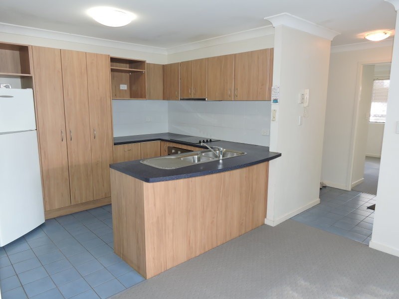 6/65 Sisley Street, St Lucia QLD 4067