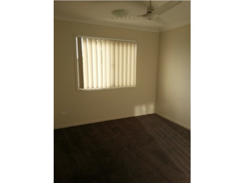 6 Deschamps Court, Loganlea QLD 4131