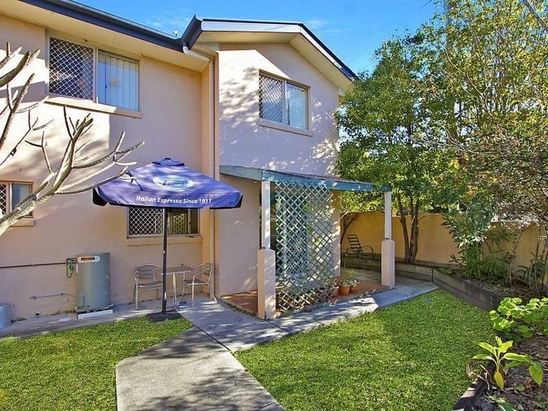 2/125 Chaucer Street, Moorooka QLD 4105