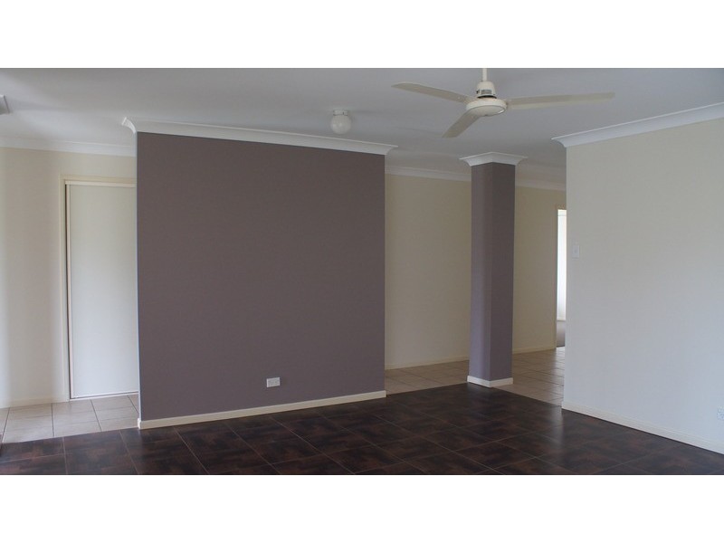 14 Schafer Court, Edens Landing QLD 4207