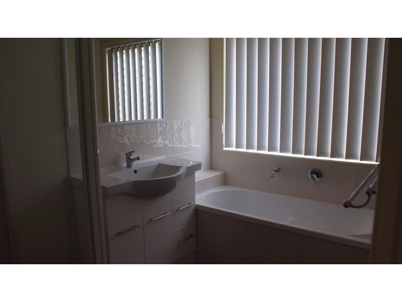 14 Schafer Court, Edens Landing QLD 4207