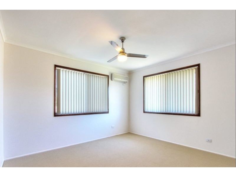 5 Blackthorn Crescent, Shailer Park QLD 4128