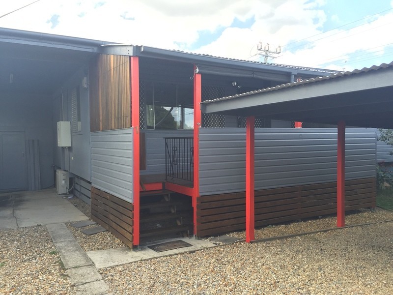 1 Dawson Street, Woodridge QLD 4114