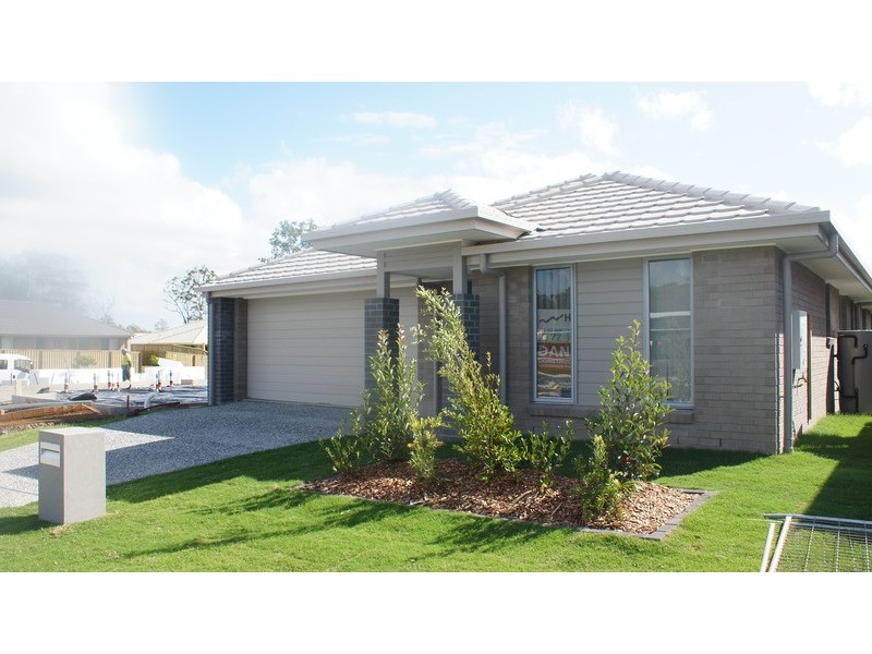 177 Dixon Drive, Pimpama QLD 4209