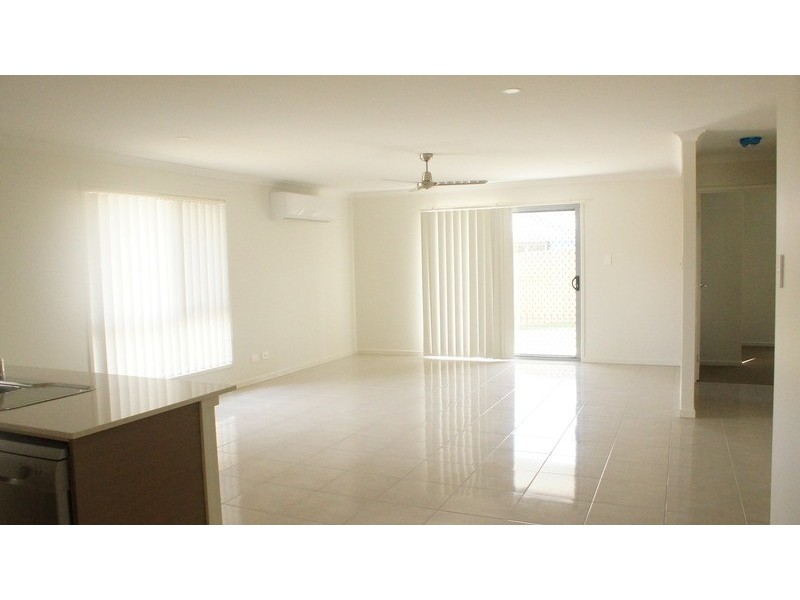 177 Dixon Drive, Pimpama QLD 4209