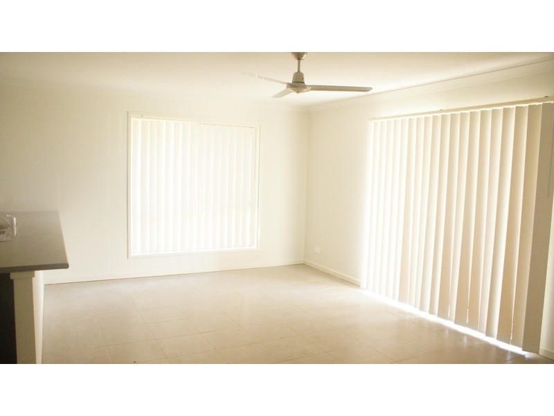 171 Dixon Drive, Pimpama QLD 4209