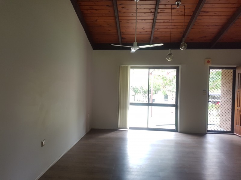 8 Glenefer Street, Runcorn QLD 4113