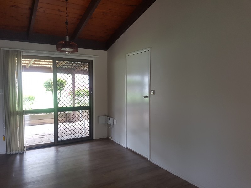 8 Glenefer Street, Runcorn QLD 4113