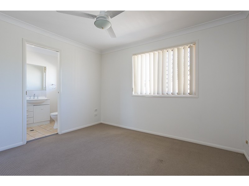 2/125 Chaucer Street, Moorooka QLD 4105