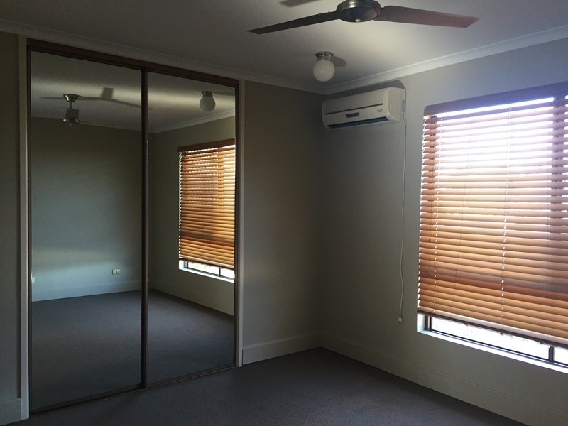 9 Brushbox Street, Crestmead QLD 4132