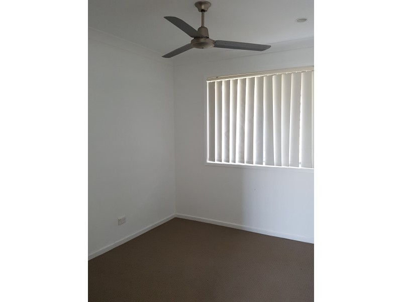 7 Boronia Street, Deebing Heights QLD 4306