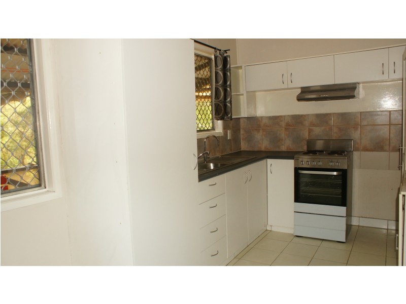 1 Dawson Street, Woodridge QLD 4114