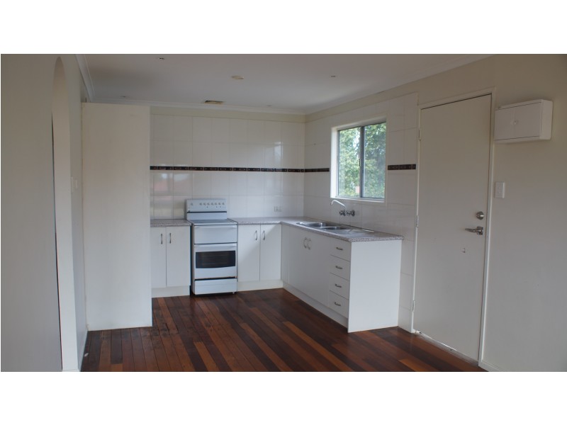 6 Rudge Street, Woodridge QLD 4114