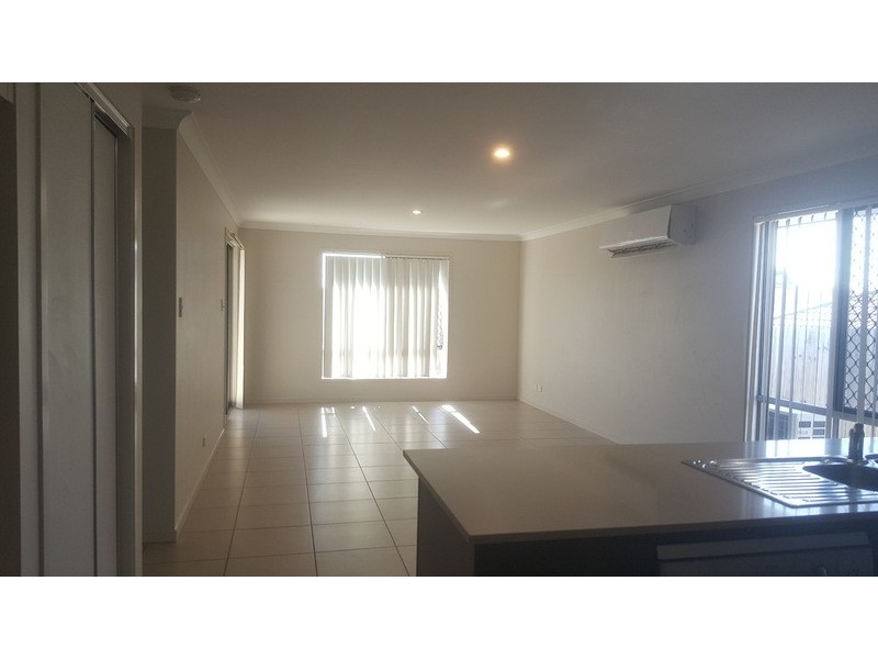 4 Mc Ilwaith Street, North Lakes QLD 4509