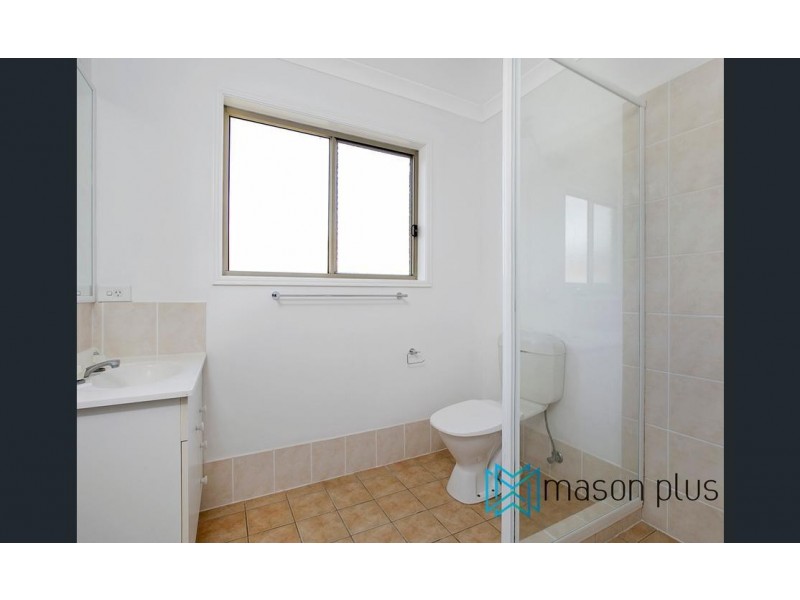 8 Nicole Place, Crestmead QLD 4132