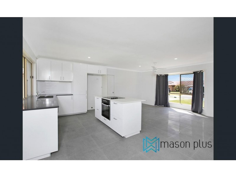 8 Nicole Place, Crestmead QLD 4132