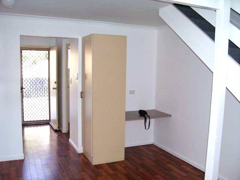 16a/19 Bourke Street, Waterford West QLD 4133
