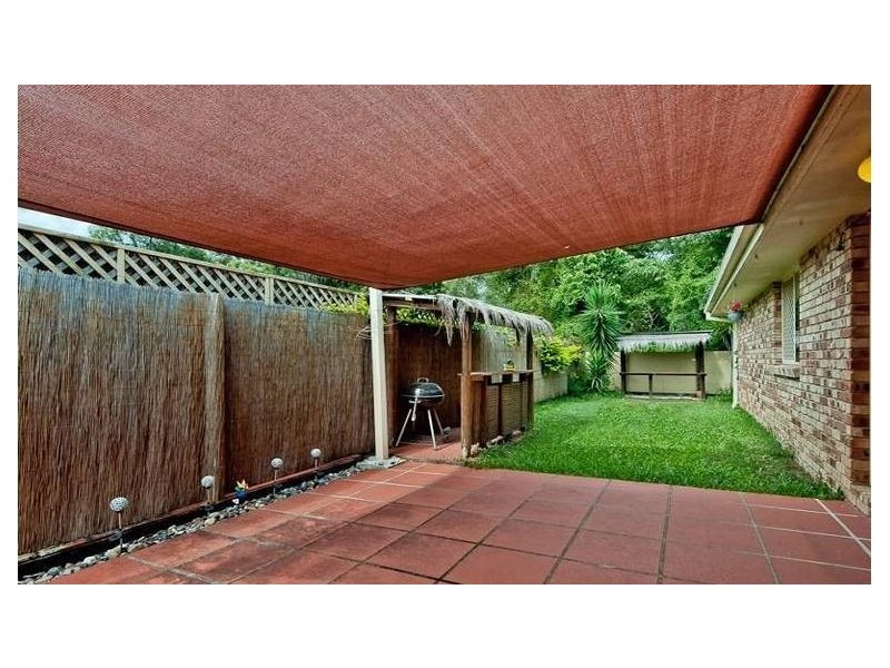 37 Cambridge Crescent, Fitzgibbon QLD 4018