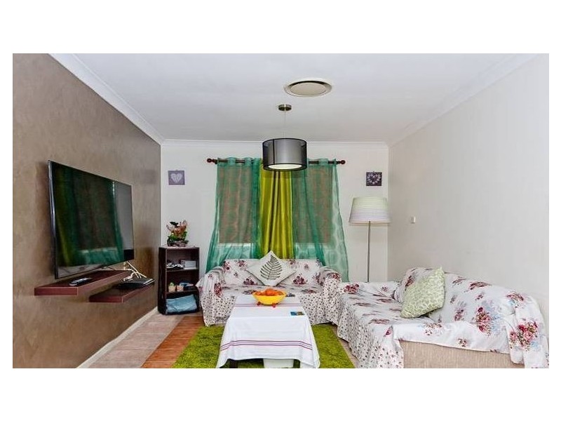 37 Cambridge Crescent, Fitzgibbon QLD 4018