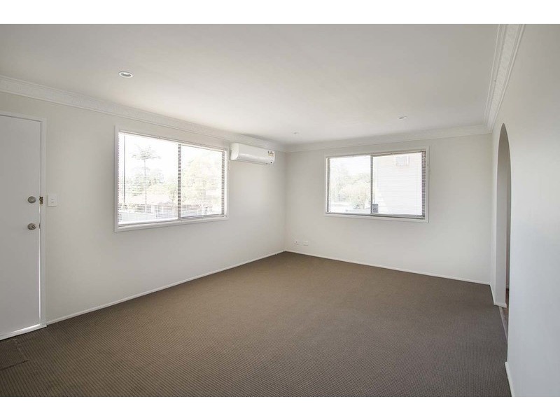 33b Limerick Drive, Crestmead QLD 4132