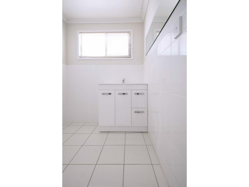 33b Limerick Drive, Crestmead QLD 4132