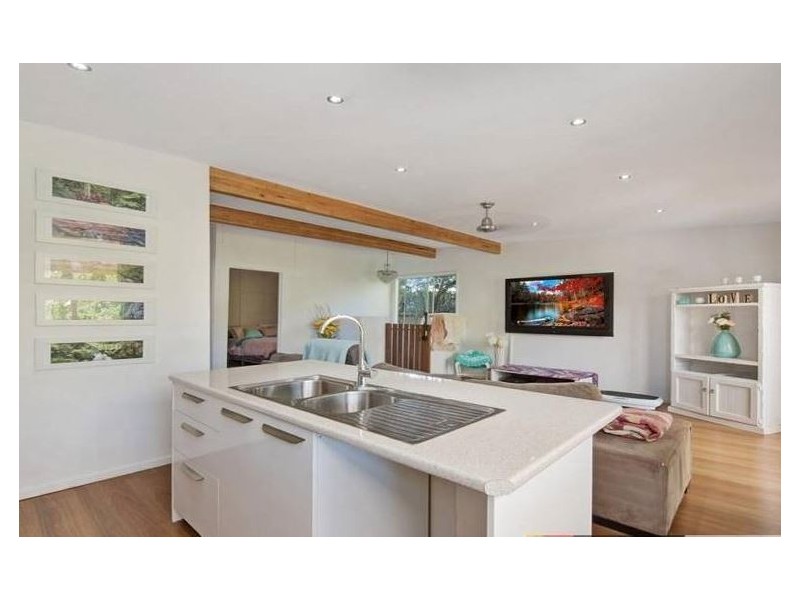 26 Mclennan Street, Woody Point QLD 4019