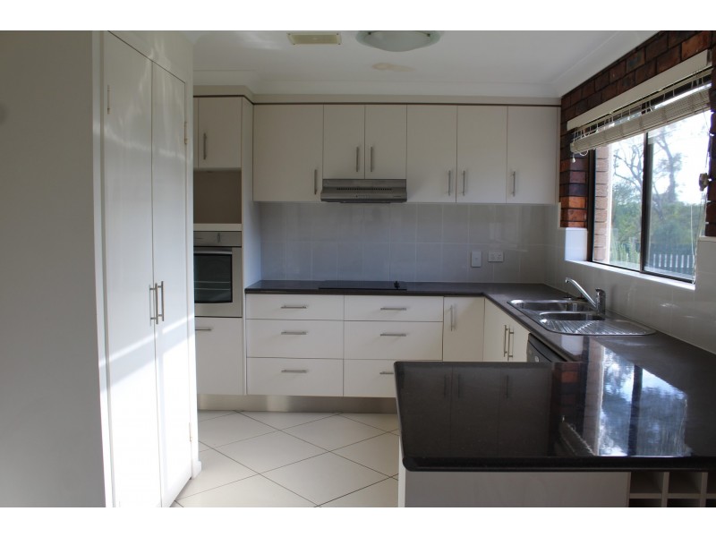 14 Shoalhaven Avenue, Springwood QLD 4127