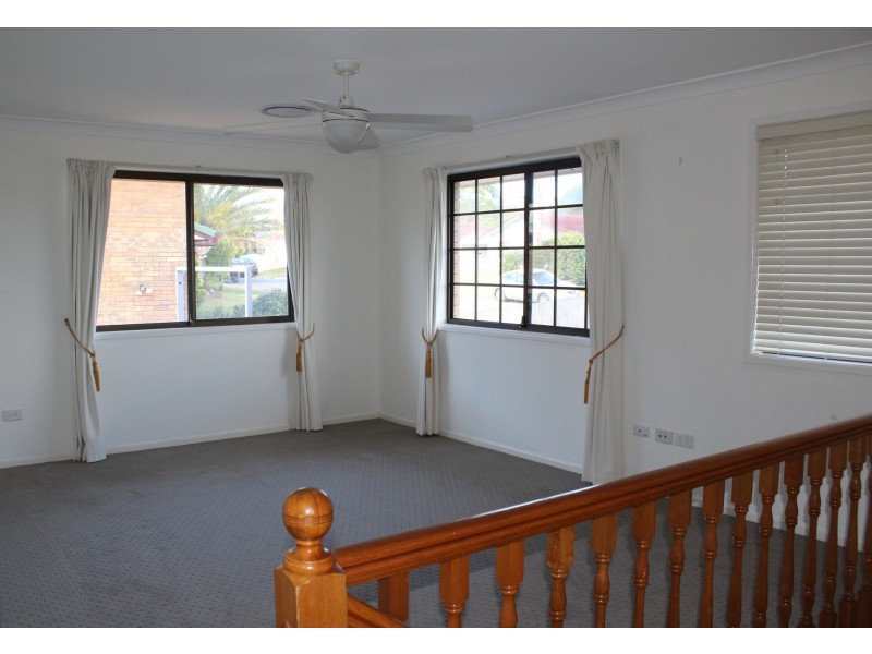 14 Shoalhaven Avenue, Springwood QLD 4127