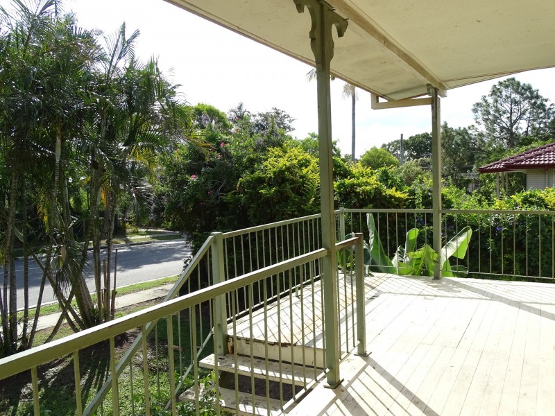 4 Attunga Street, Kingston QLD 4114