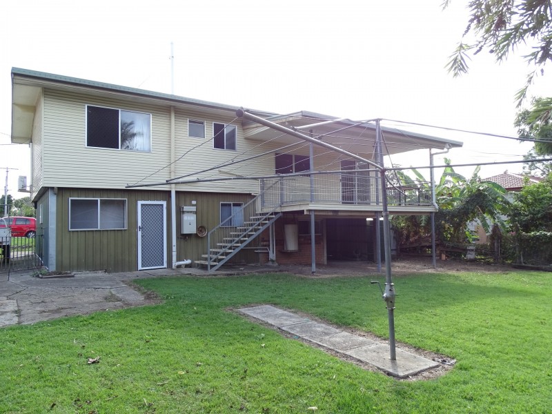 4 Attunga Street, Kingston QLD 4114