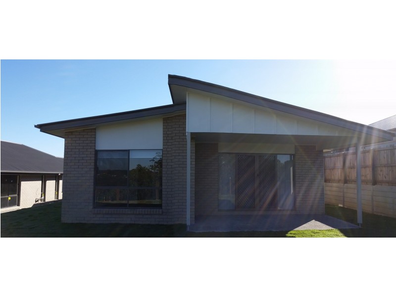 85 Daydream Crescent, Springfield Lakes QLD 4300