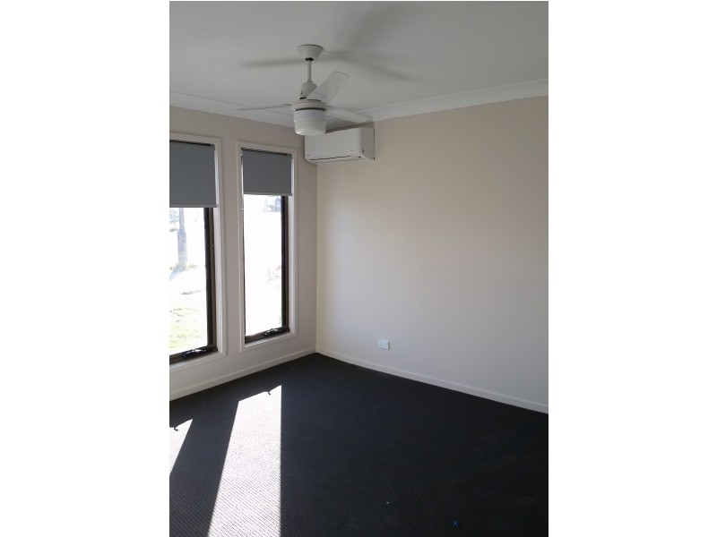 85 Daydream Crescent, Springfield Lakes QLD 4300