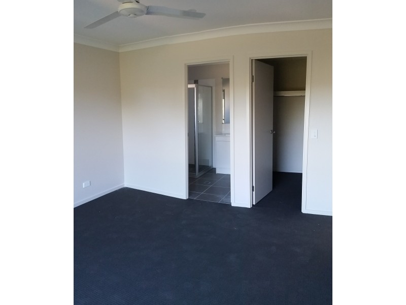 85 Daydream Crescent, Springfield Lakes QLD 4300