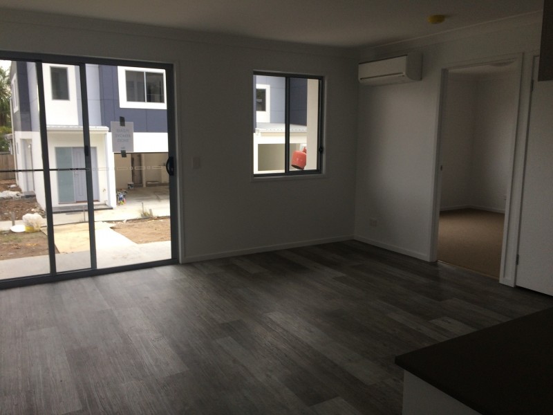 1/33A Ellen Street, Logan Central QLD 4114