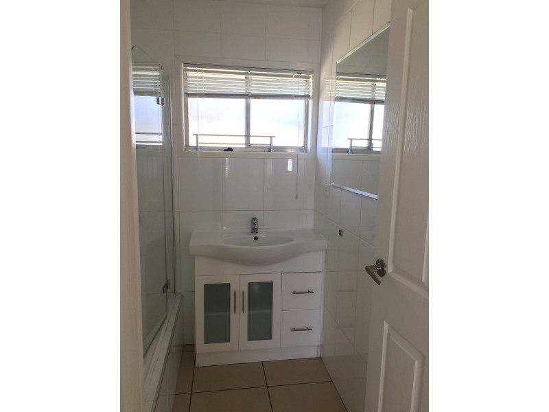 66 Ashton Street, Kingston QLD 4114