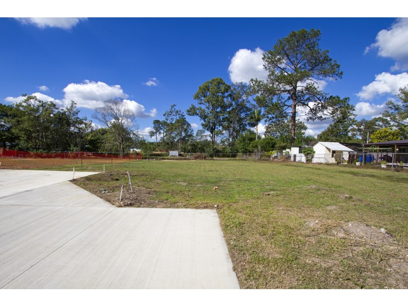 33 Evergreen Avenue, Loganlea QLD 4131