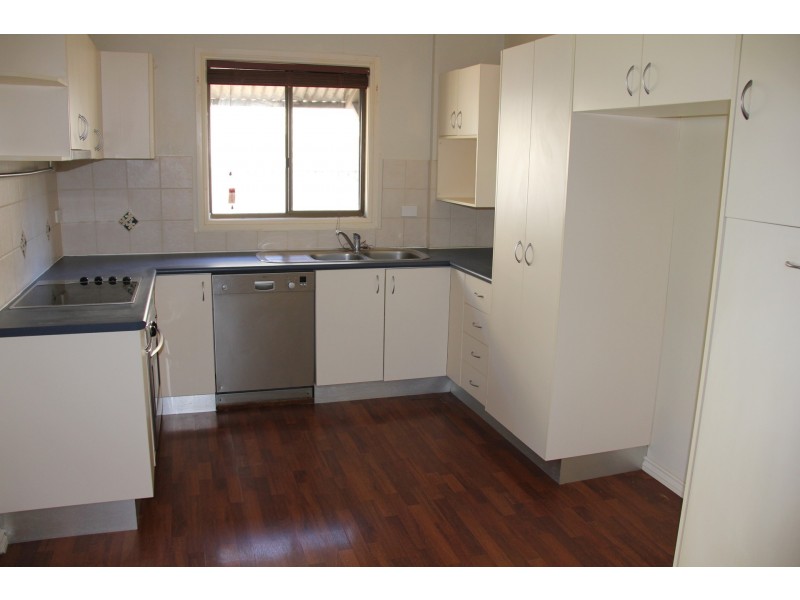 49a London Street, Eight Mile Plains QLD 4113