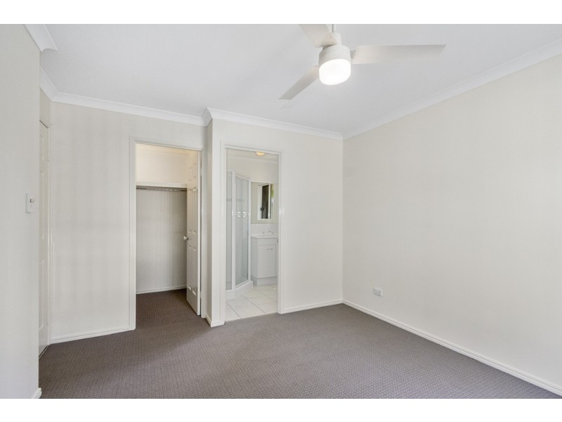 100/Watarrka Drive, Parkinson QLD 4115