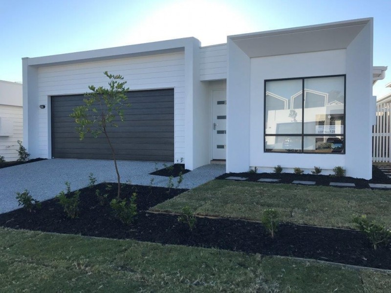 5 Sky Crescent, Pimpama QLD 4209