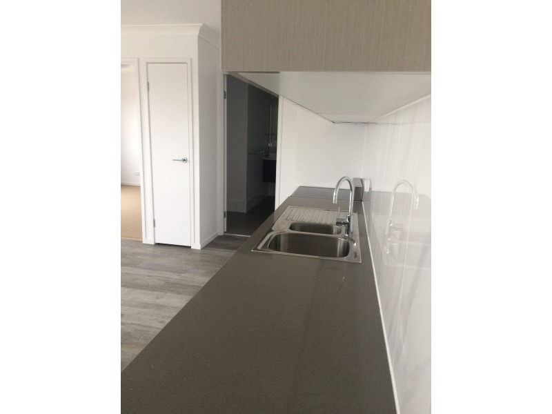 1A/33 Ellen Street, Logan Central QLD 4114