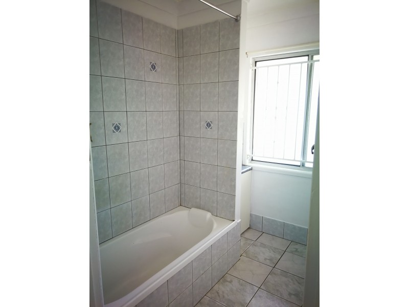 6 North Road, Woodridge QLD 4114